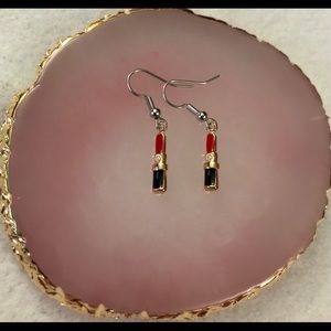 Lipstick earrings 💄